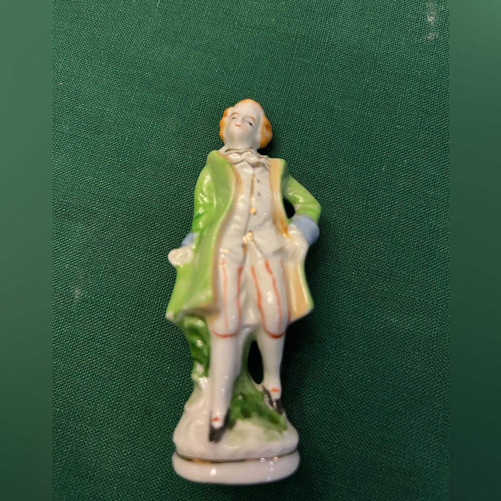Occupied Japan, small Victorian gentleman figurine